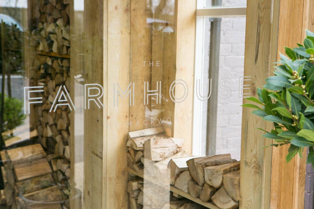 The Farmhouse Derby Bagian luar foto